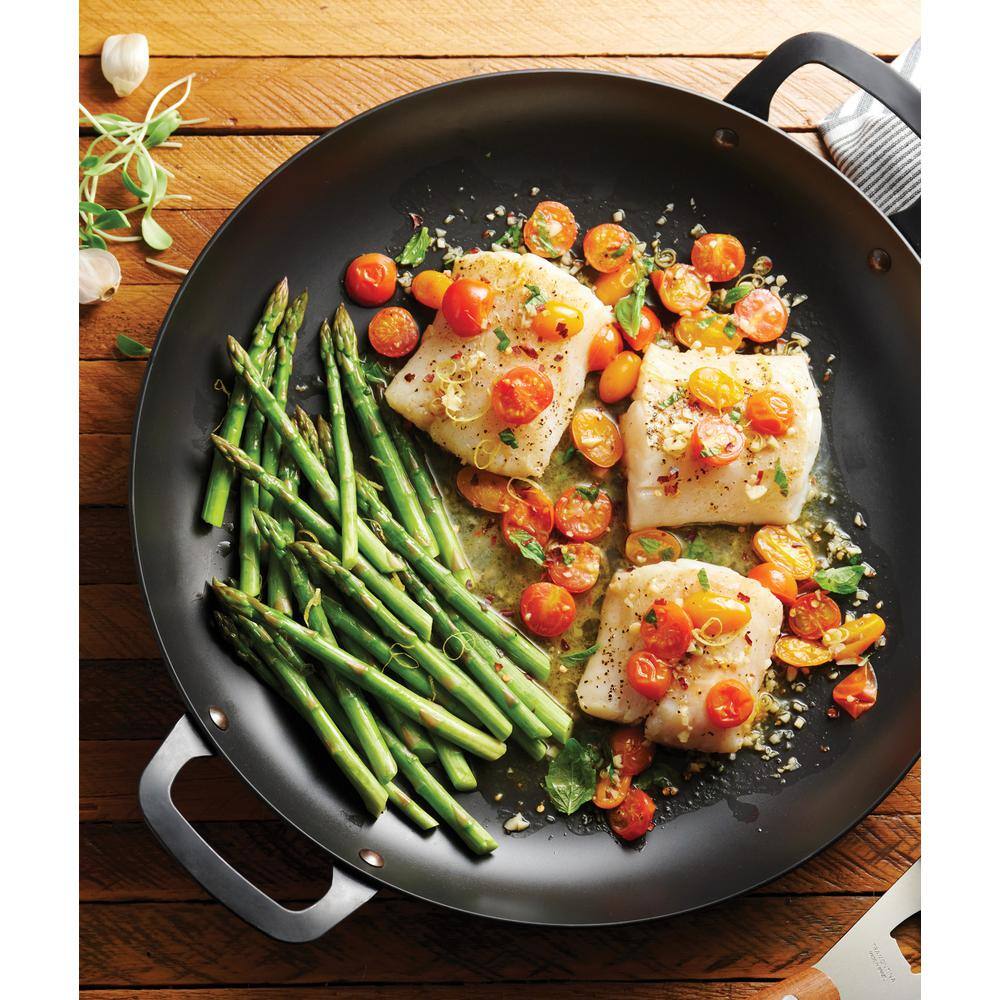Tramontina 15 In. Carbon Steel Round Griddle Pan